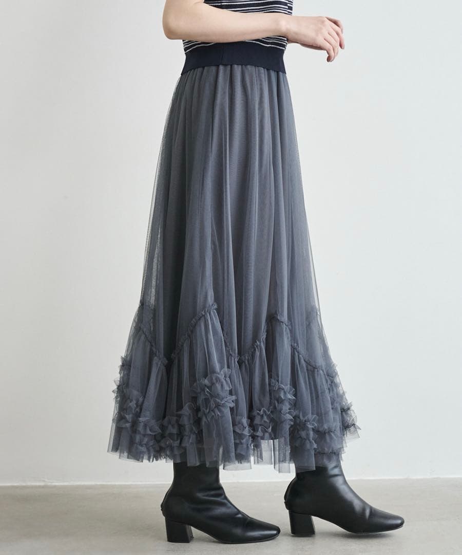ヘムフリルチュールフレアスカート