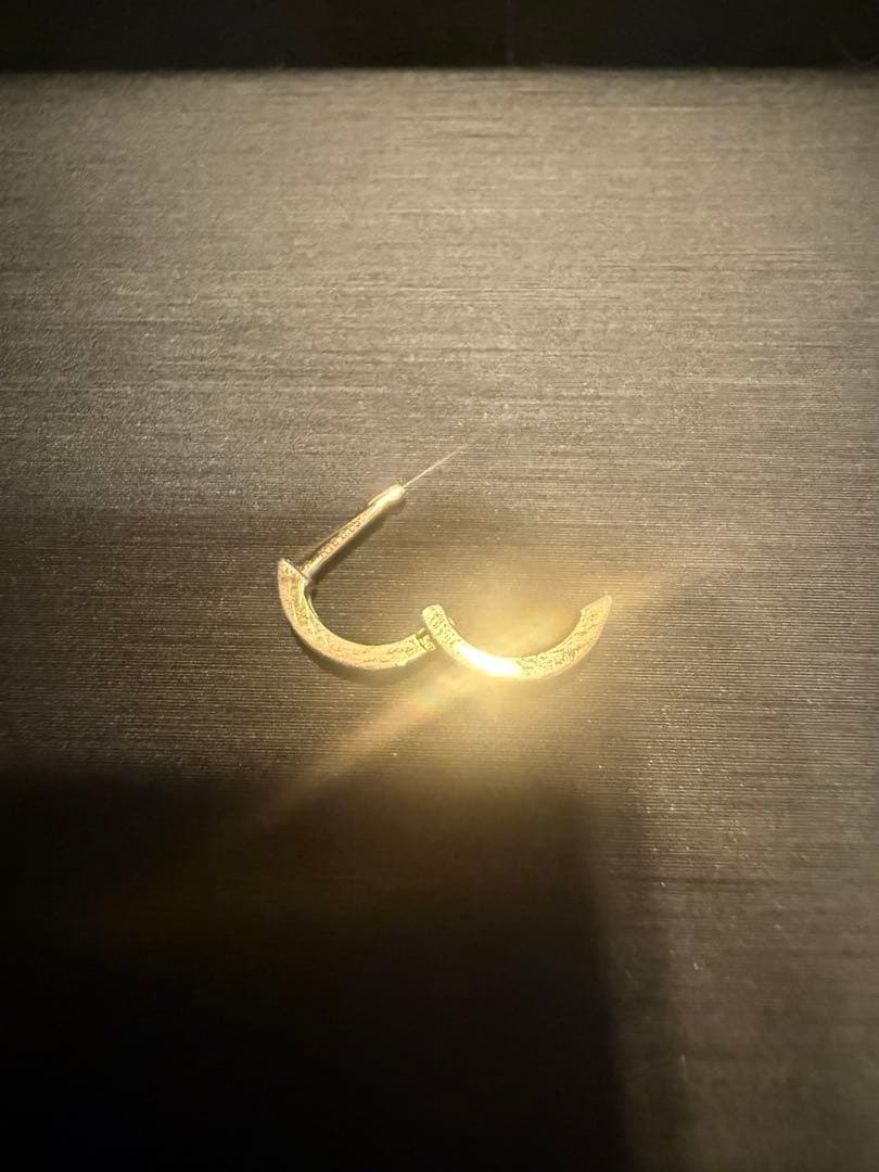 18金 フープピアス ダイヤモンド 0.1ct ゴールド 1.6×9.6mm