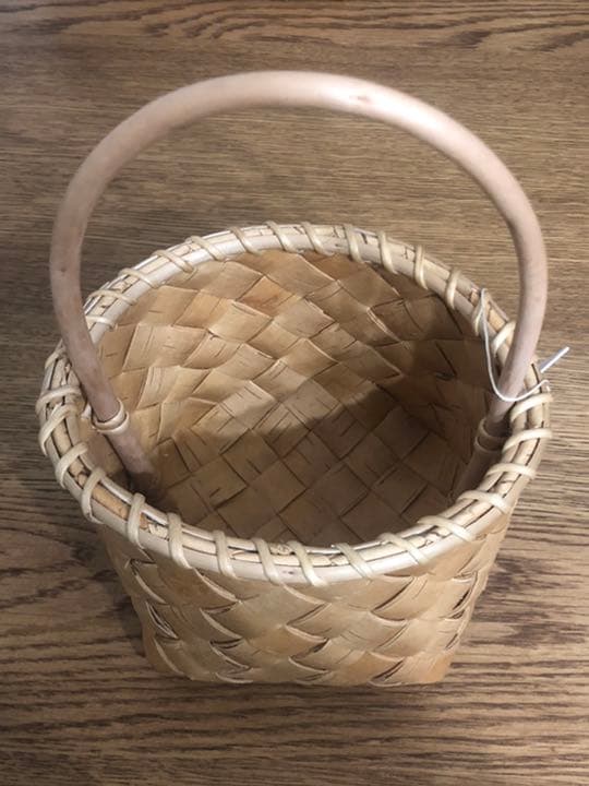 ビヨルク　Bjork ハンドル付白樺の根かがりバスケット