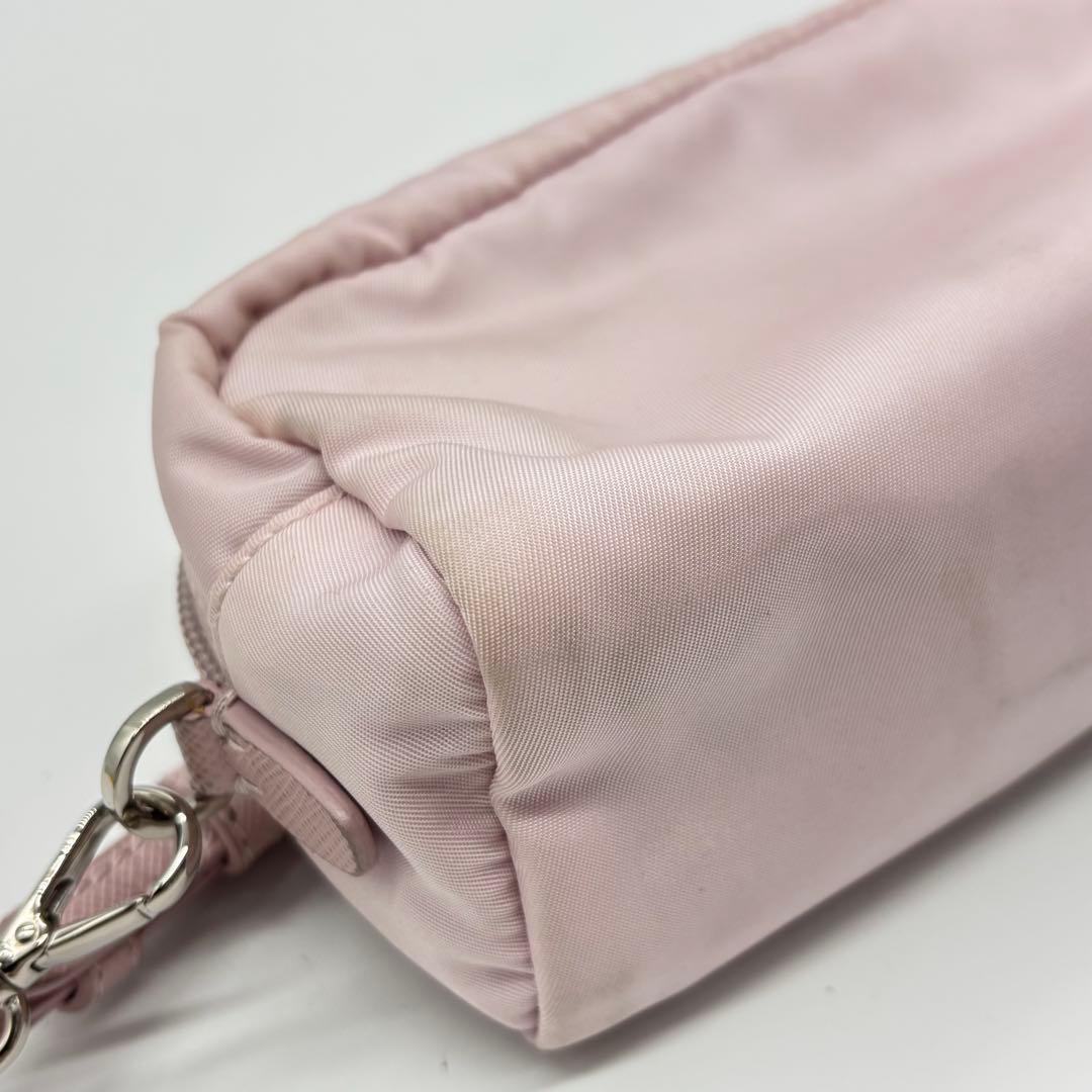 PRADA プラダ ピンク ナイロン ポーチ 三角プレート