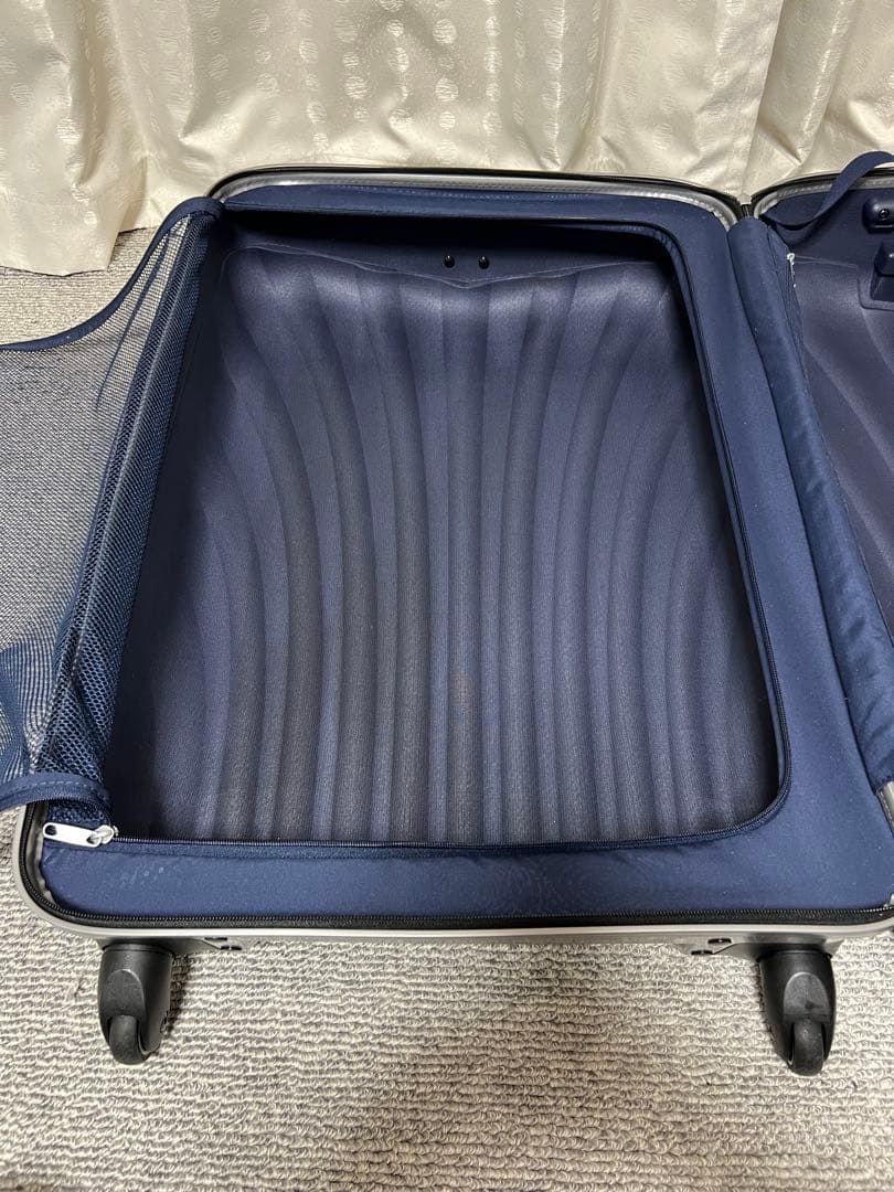 【即購入可】サムソナイト　コスモライト　シルバー　88L【美品】【くっきー様】