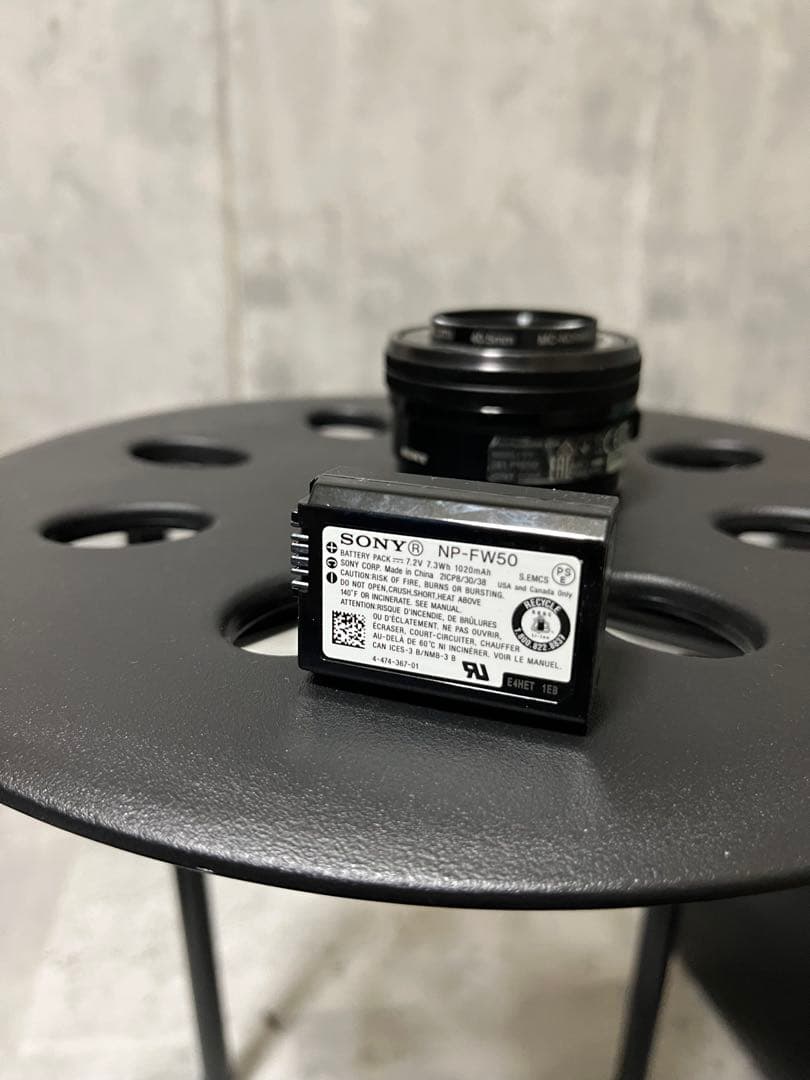 Sony α5100 ミラーレス一眼 （レンズ２つ付属）