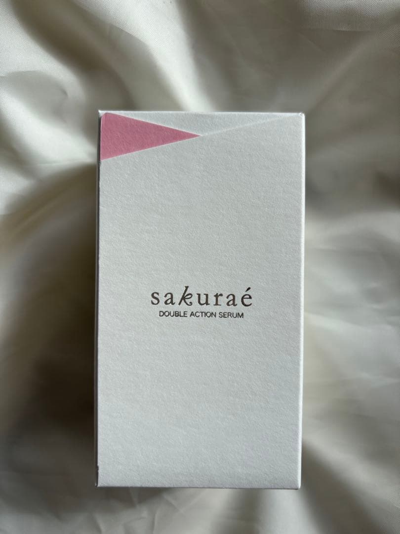 【新品未使用品】sakuraé ダブルアクションセラム 33mL【オマケ付‼︎】