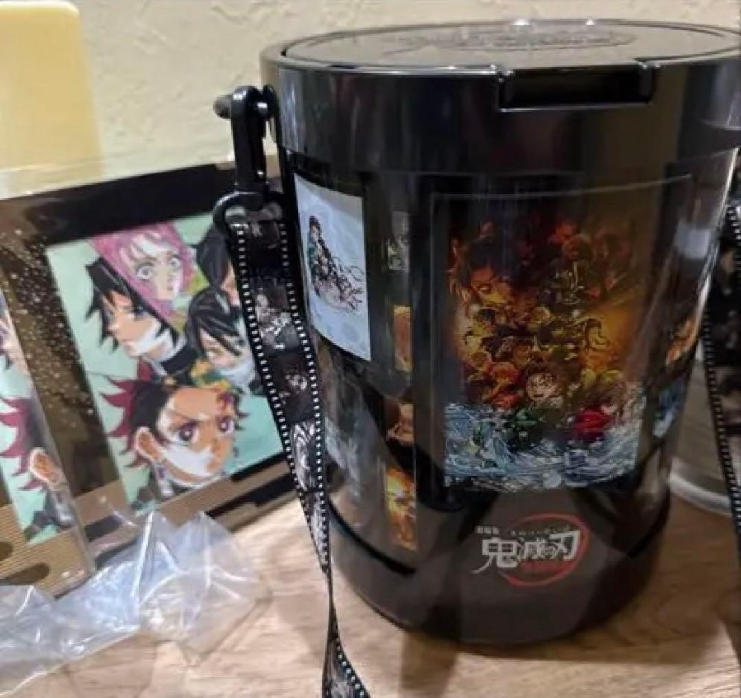 鬼滅の刃 無限城編 メモリアルポップコーンボックス - メルカリ
