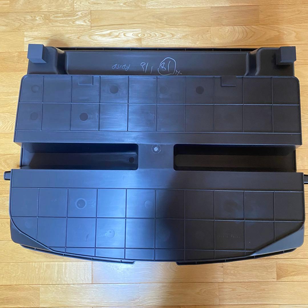 日産リーフ　純正　ラゲッジアンダーボックス　天板2枚