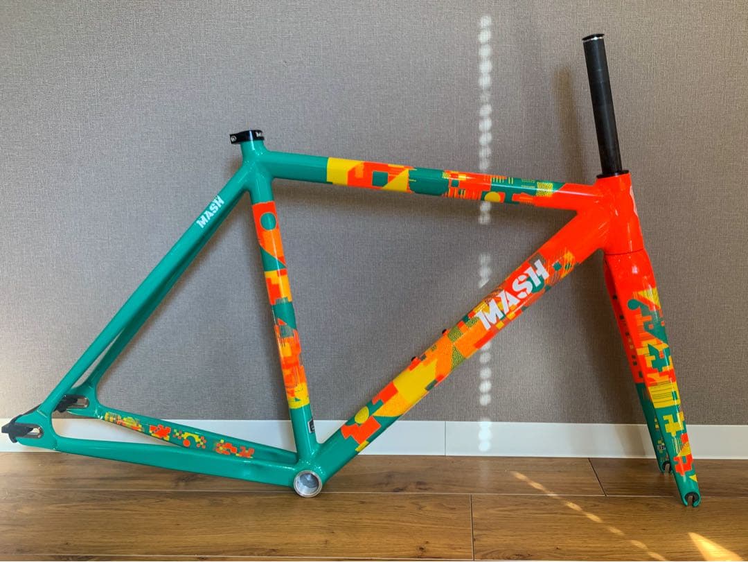 MASH SF AC-4 フレームセット 未使用品 ピストバイク 自転車