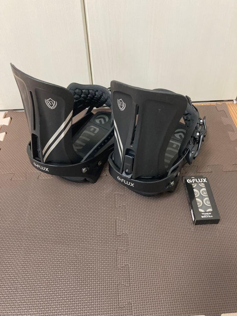 【FLUX XV 18-19モデル】Mサイズ 【破損箇所あり】