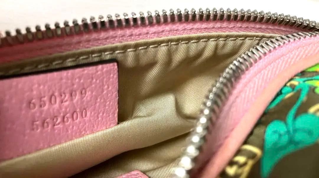 グッチ×ノースフェイス　GUCCI×THE NORTH FACE ボディバック