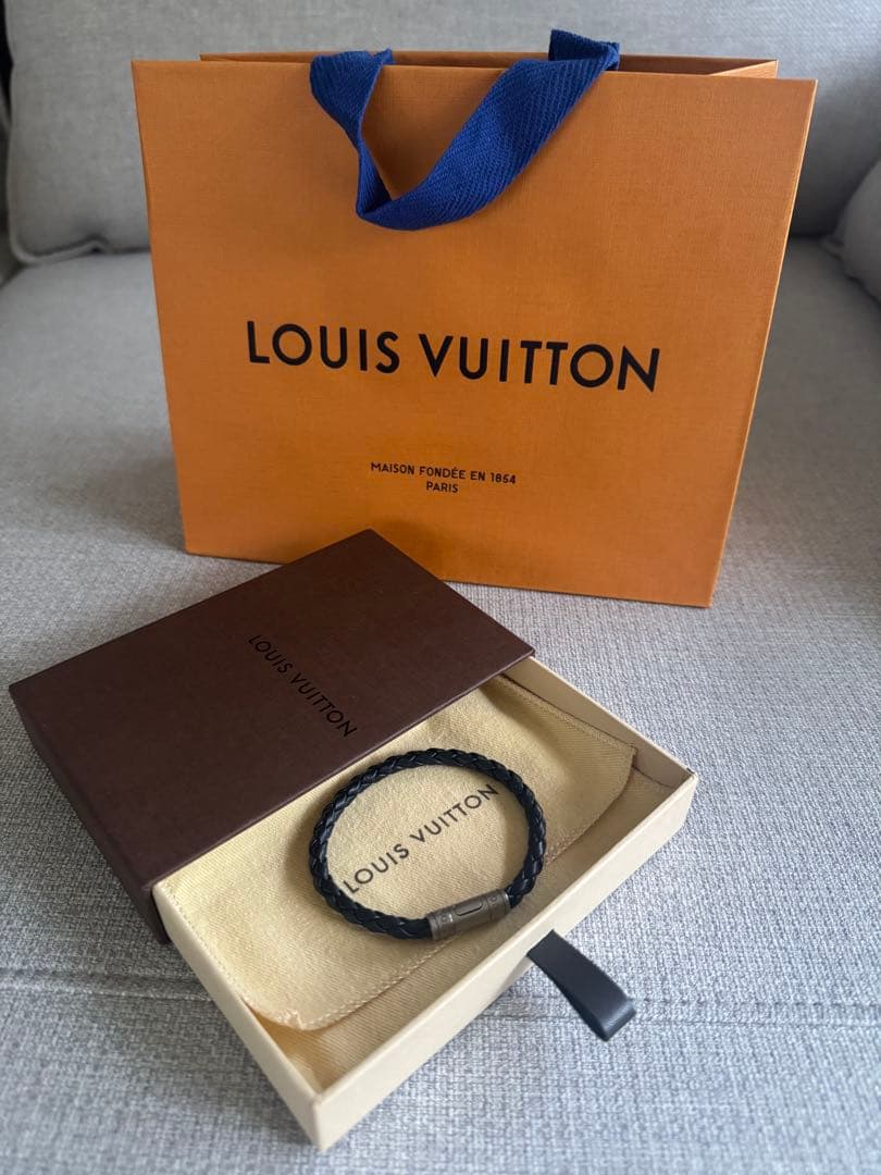 ルイヴィトン　バングルブレスレット