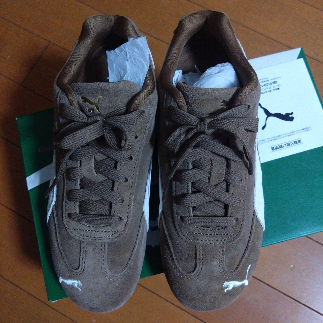 PUMA ブラウン スエード スニーカー
