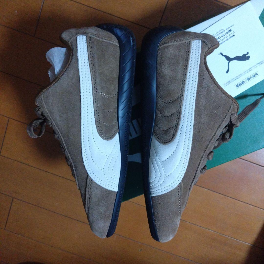 PUMA ブラウン スエード スニーカー