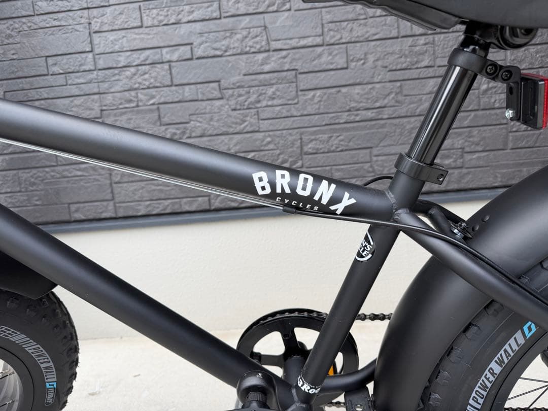 【pokkun】 bronx 20インチ　カスタム Matte black