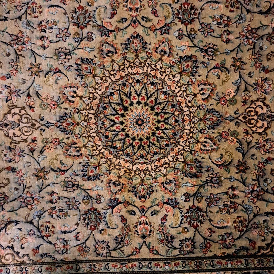 ペルシャ絨毯　100万ノット　シルク100%