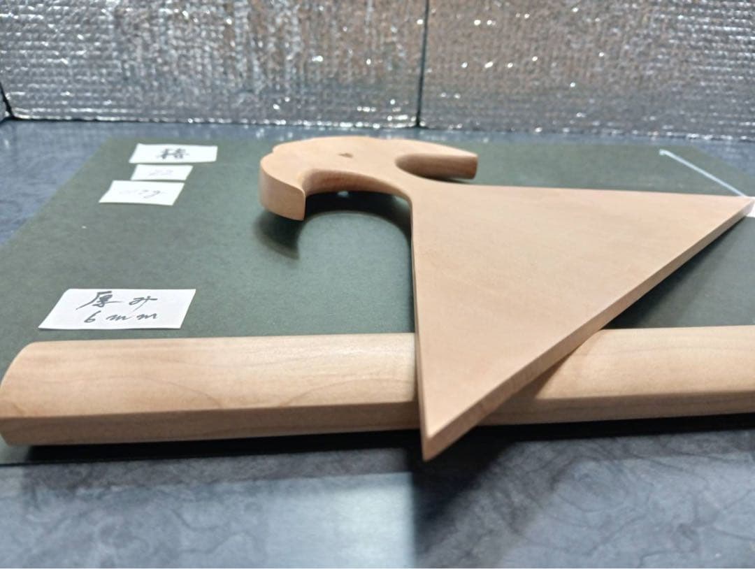 ㉒薩摩琵琶用 撥・椿（26.9cm）