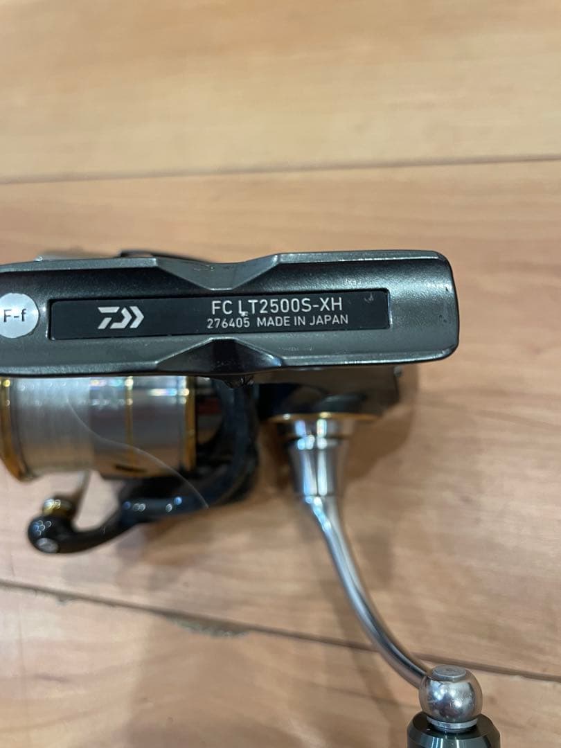 20ルビアスFC LT2500S-XH スピニングリール