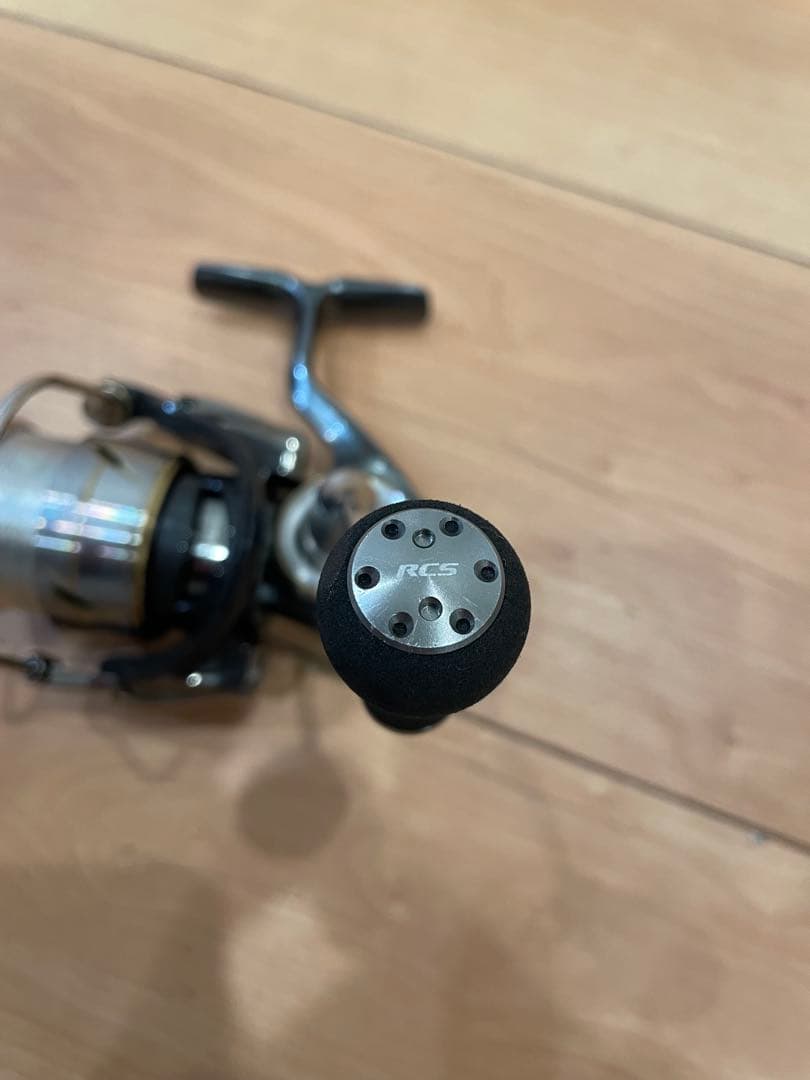 20ルビアスFC LT2500S-XH スピニングリール