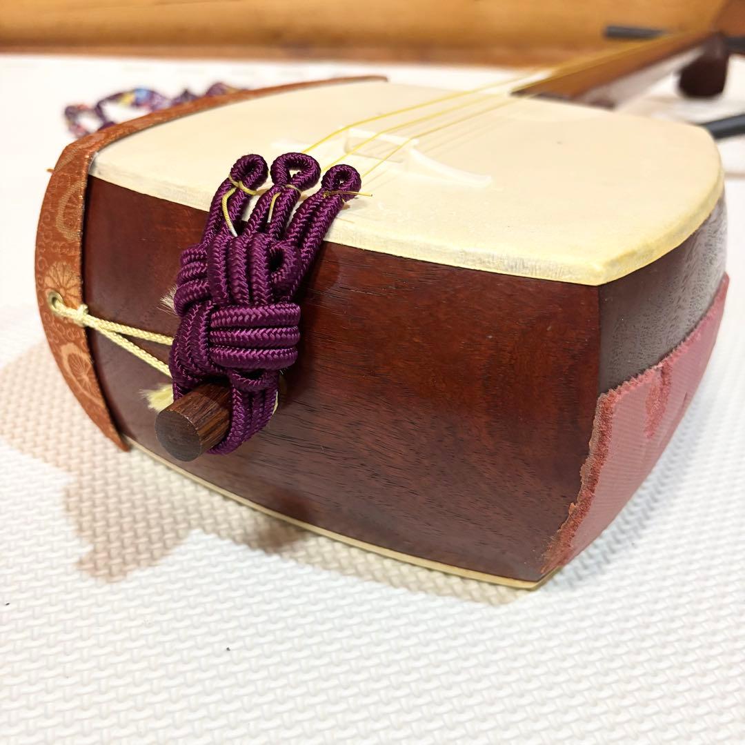 三味線 中棹 丸内胴 山サワリ 鼈甲バチ 犬皮