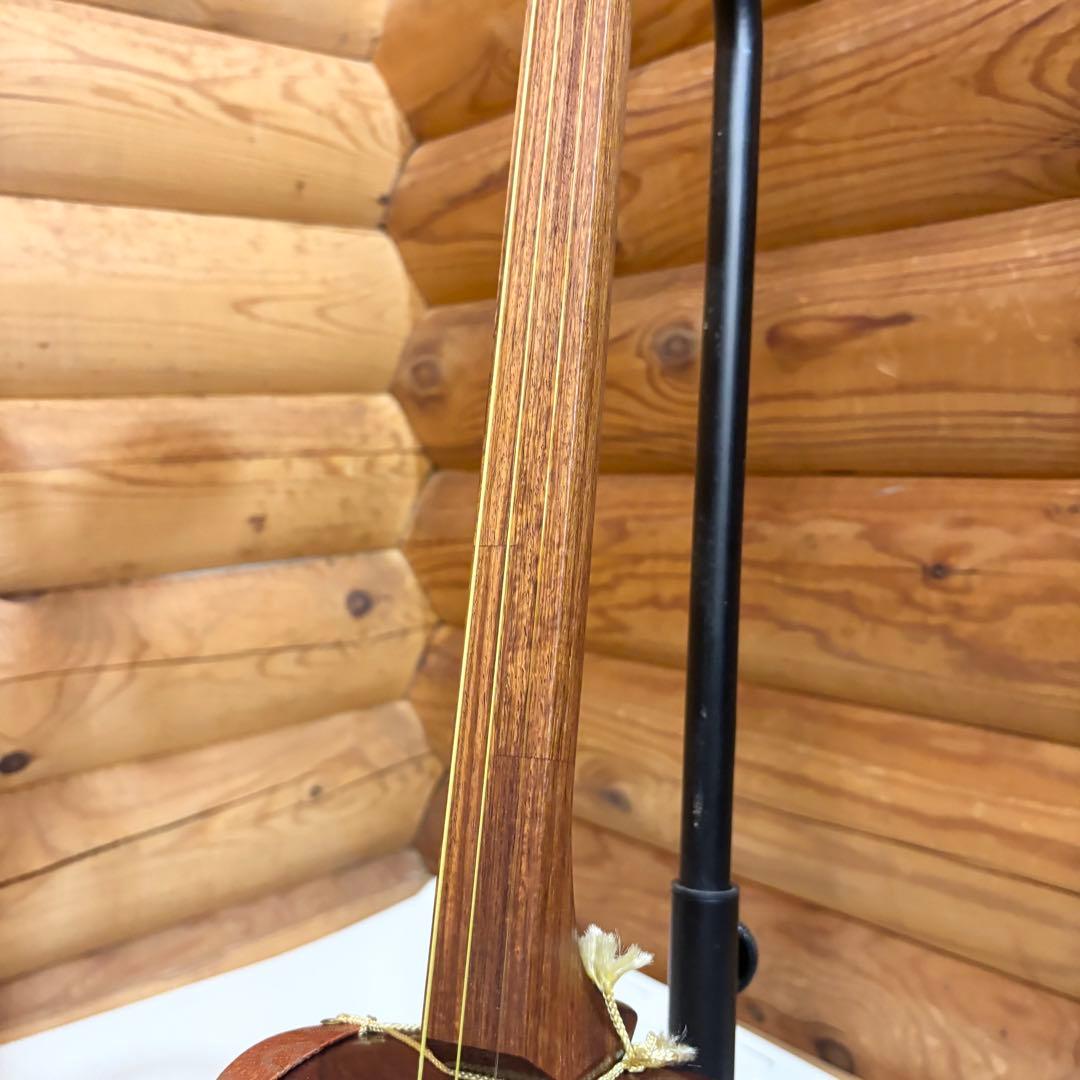 三味線 中棹 丸内胴 山サワリ 鼈甲バチ 犬皮
