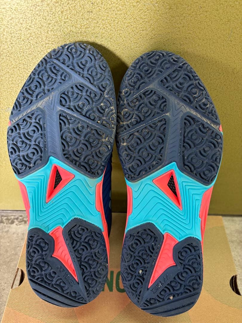 ヨネックス　テニスシューズ ネイビー/ピンク　27.5