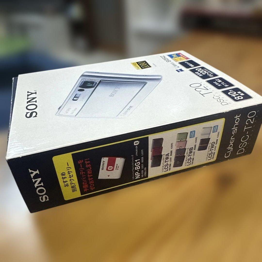 【美品】SONY Cyber-shot DSC-T20 デジタルカメラ　シルバー