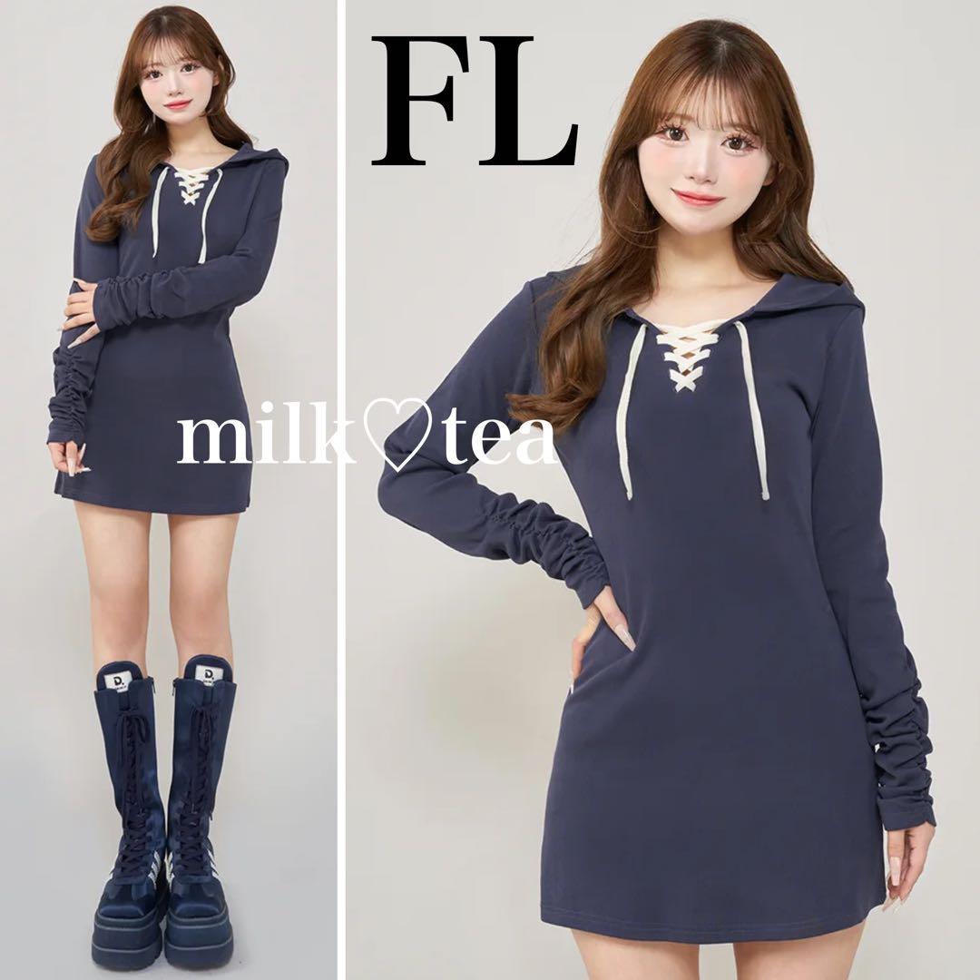 新品タグ付き ダーリッチ レースアップカットミニワンピース FL ネイビー