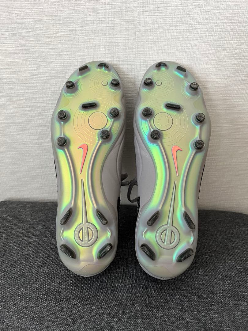 【美品】NIKE ティエンポレジェンド10 FG 26.5cm