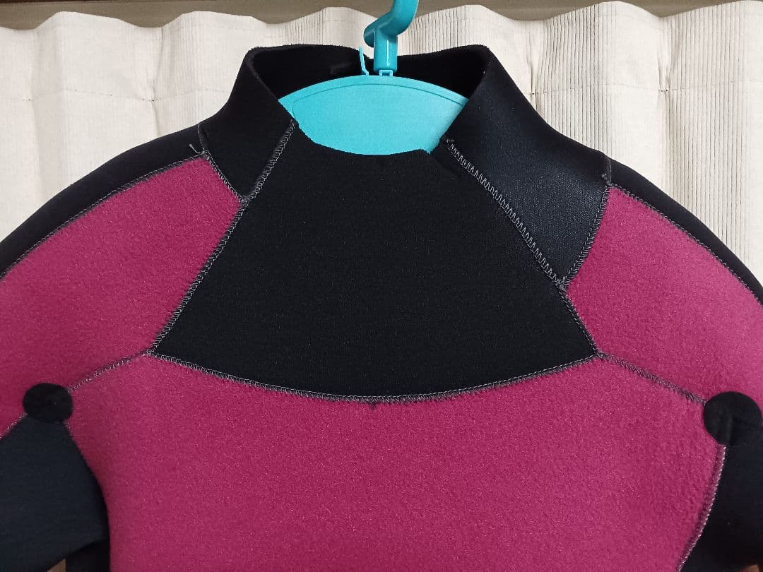 O'Neill　オニール　セミドライ ウェットスーツ　5×3mm　迷彩柄　M