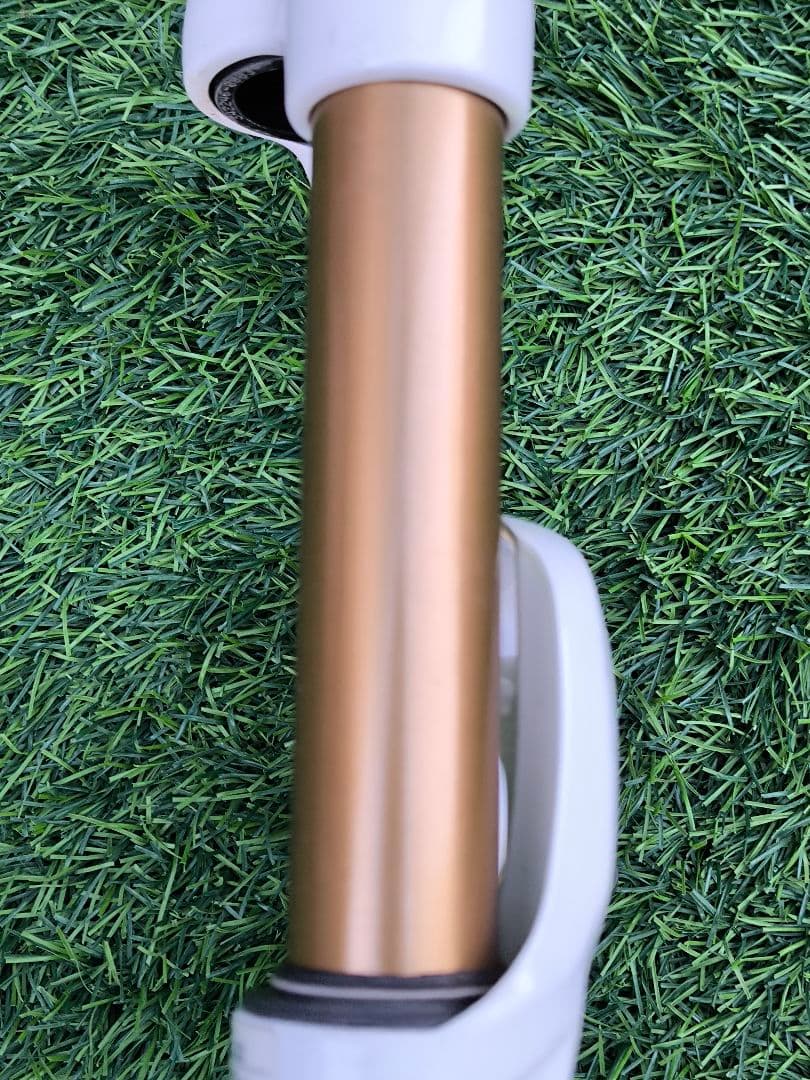 FOX エアサスペンションフォーク F-Series