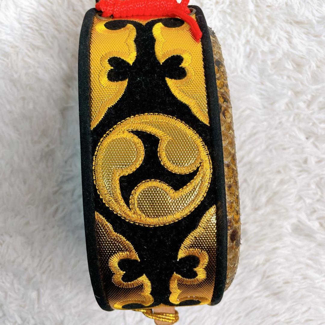 【美品】 沖縄三線 本蛇皮 黒漆 ケース 初心者 入門