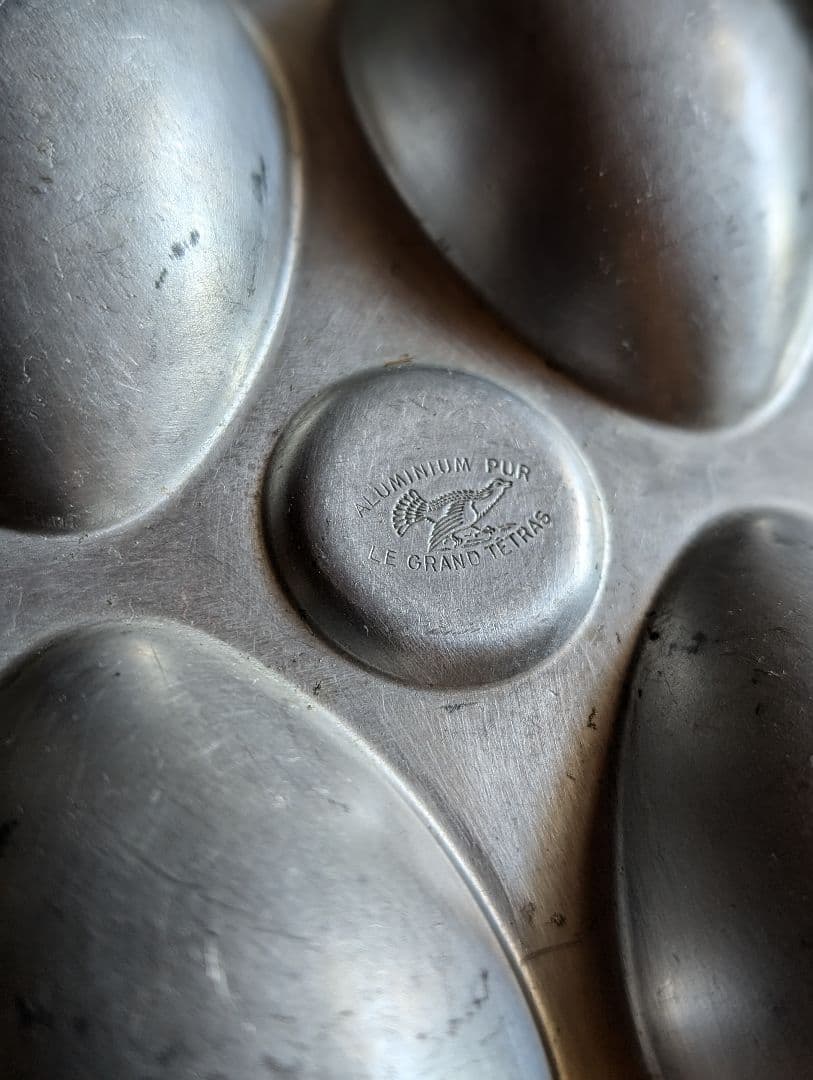 [アンティーク]　LE GRAND TETRAS 卵ケース 4個用