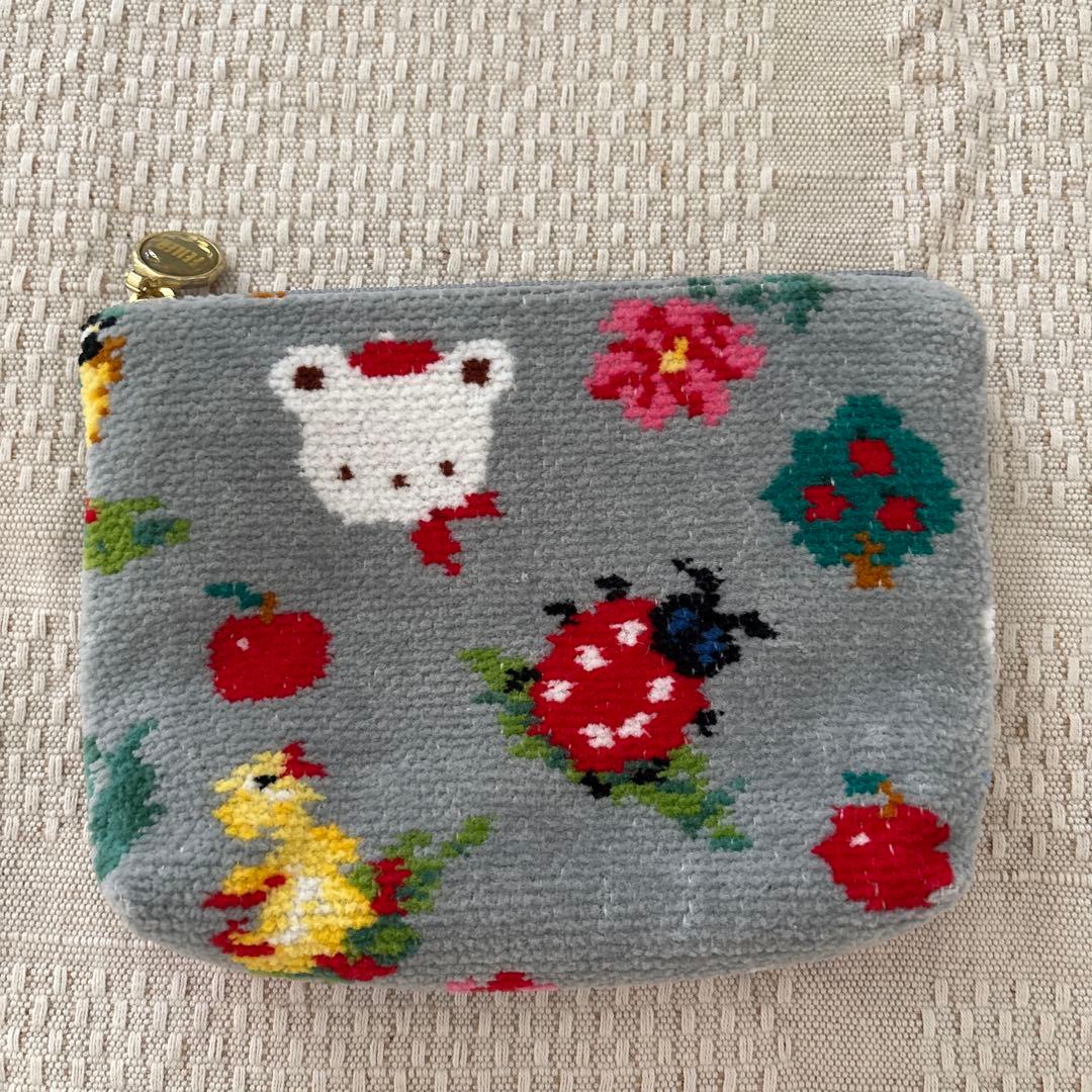 FEILER ファミリア　コラボ第二弾ポーチ