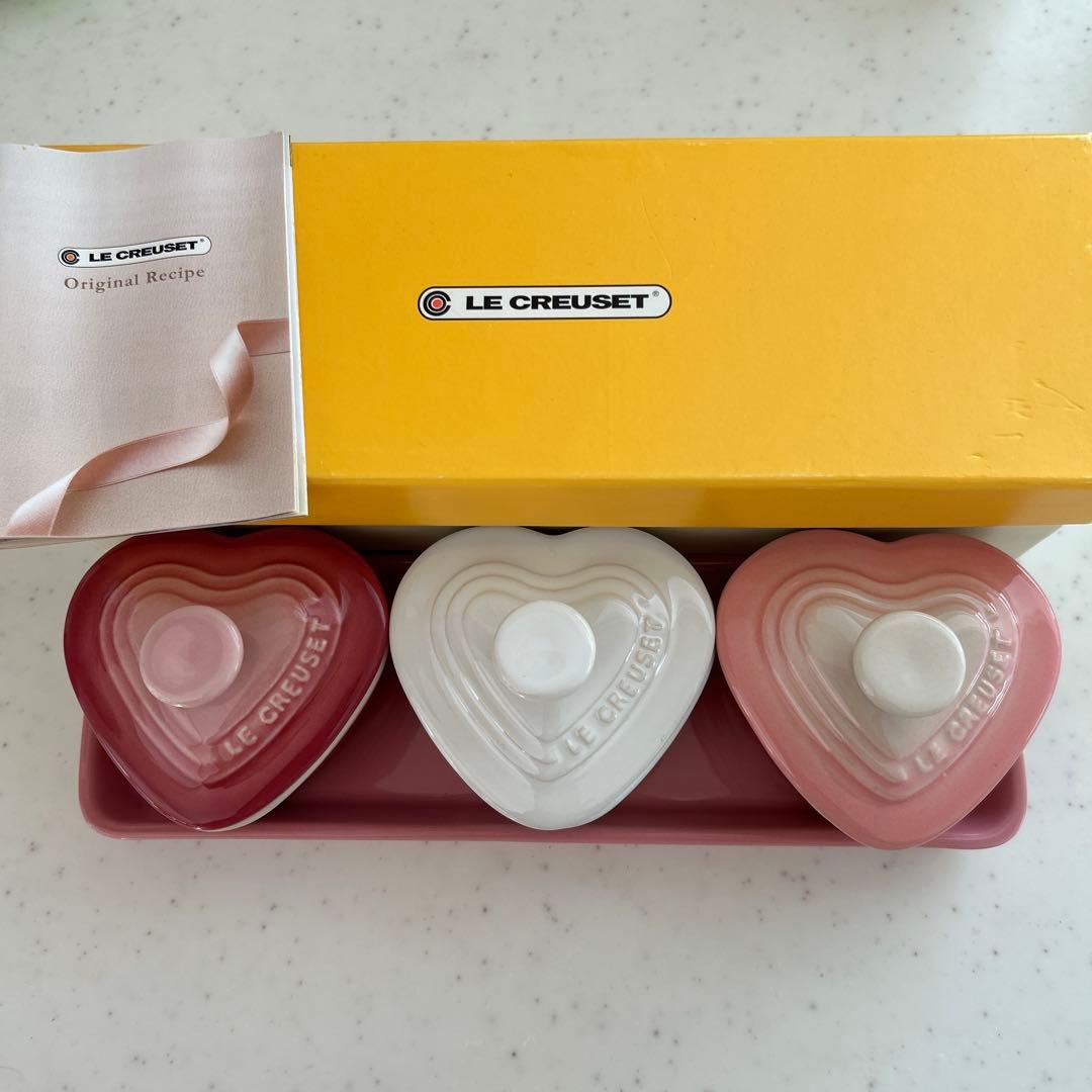 新品未使用ル・クルーゼ ピンク ハート 3個セット - メルカリ