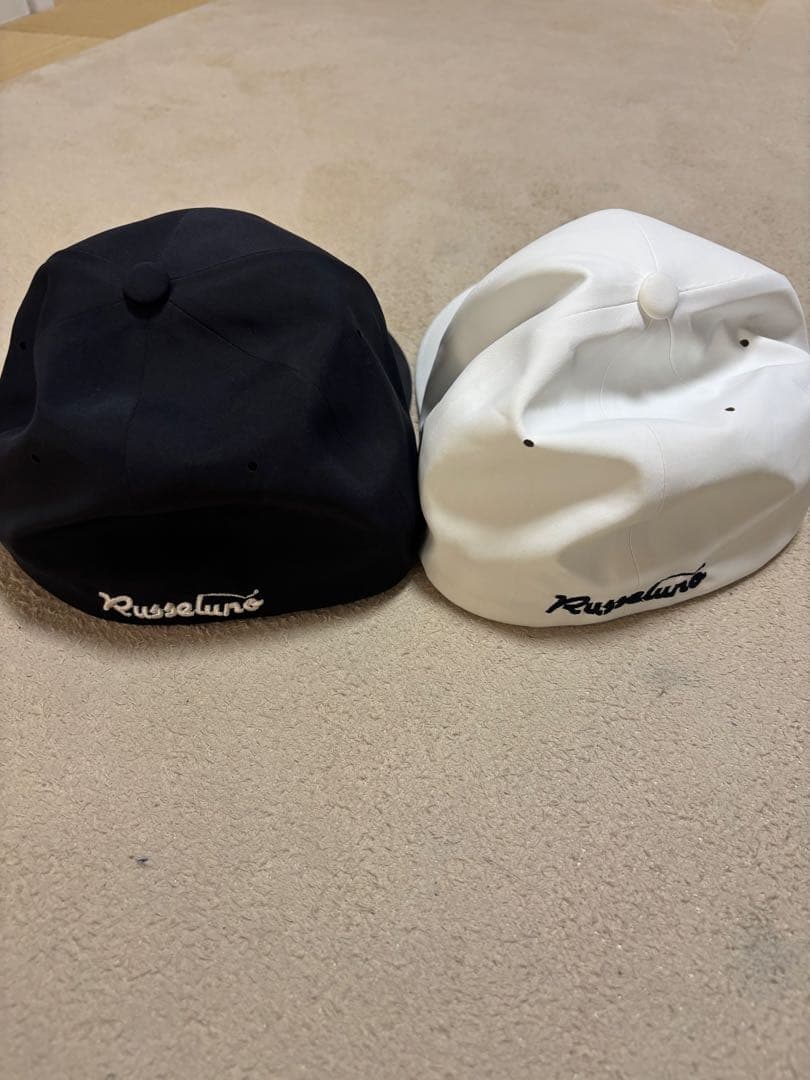 ラッセルノキャップ 黒と白のセット
