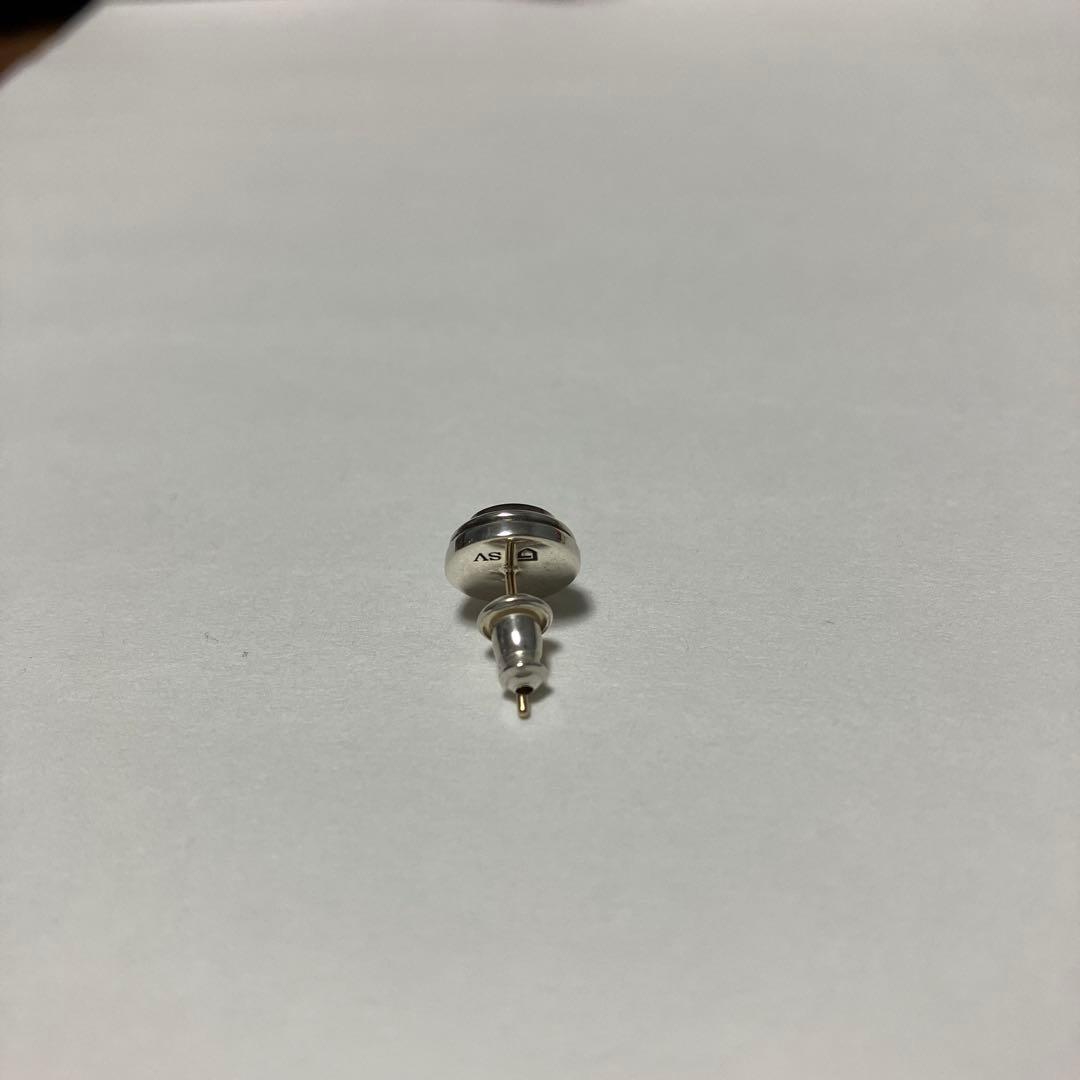 新品未使用　GARNI 片耳用ピアス　シルバー
