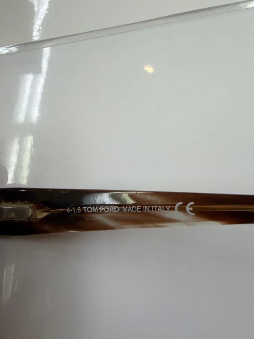 は*ズ様 m*m様 TOM FORD TF5415 050 ライトグレー サング は