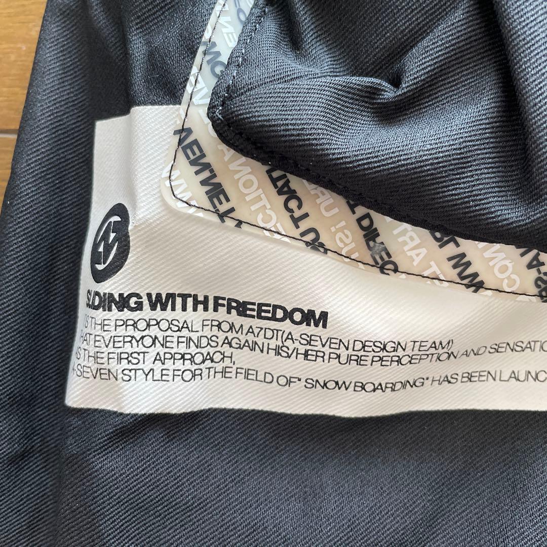 スノーボードパンツ　ブラック
