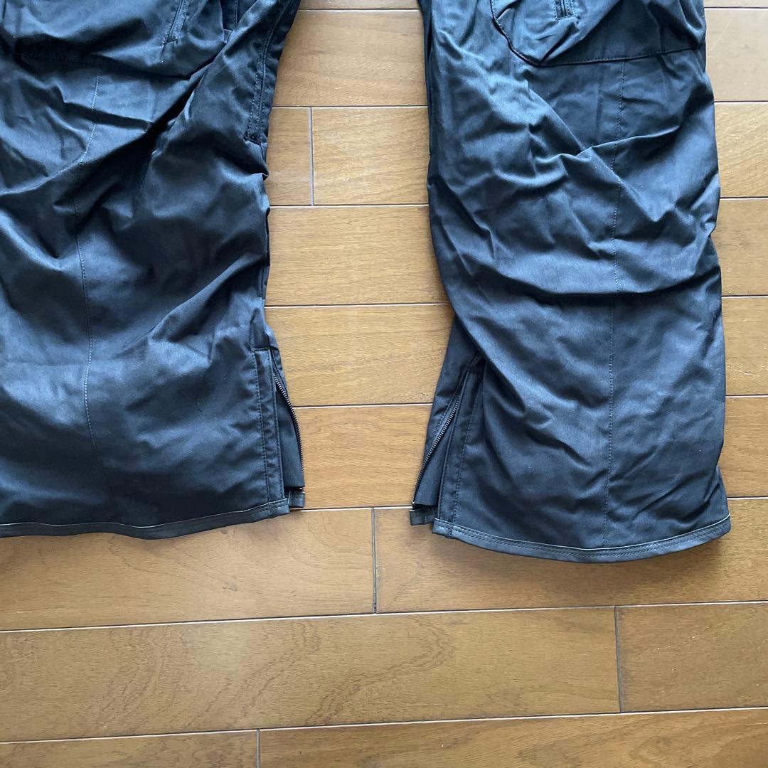 スノーボードパンツ　ブラック