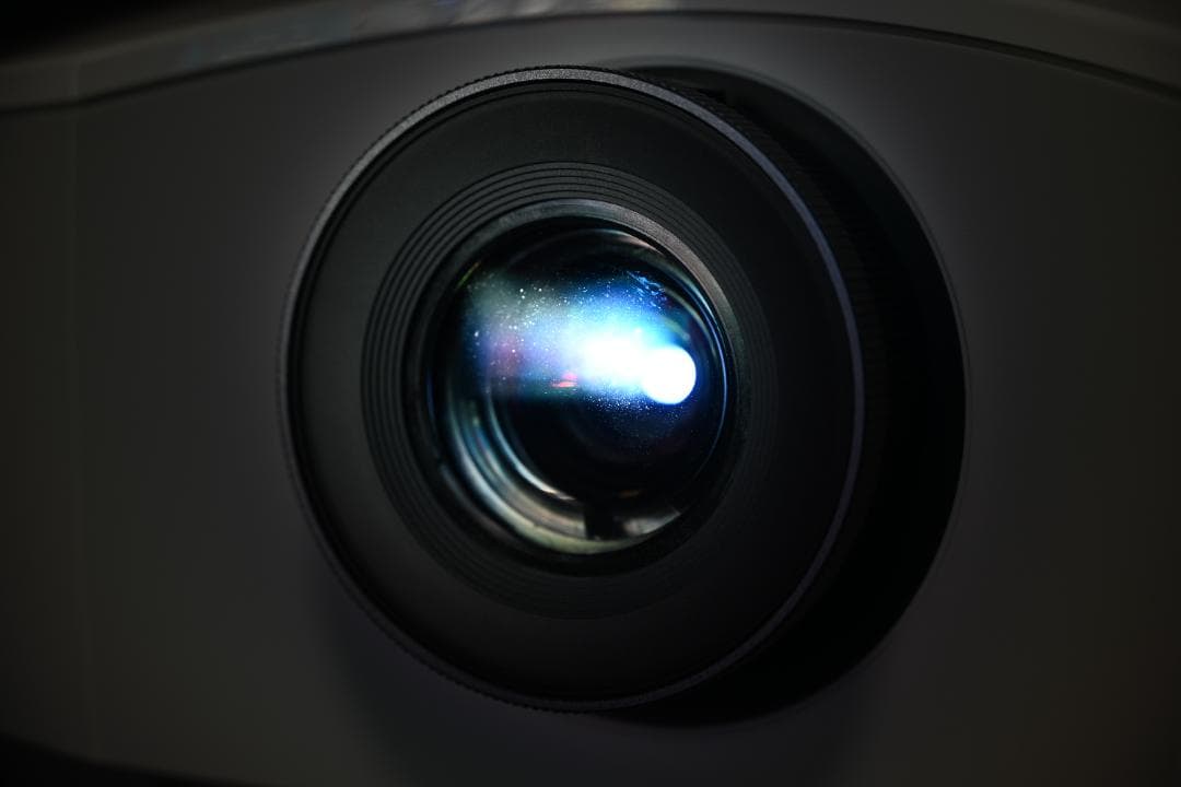 プロジェクター SONY VPL-HW35ES