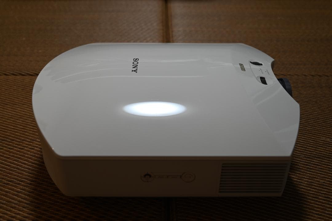 プロジェクター SONY VPL-HW35ES