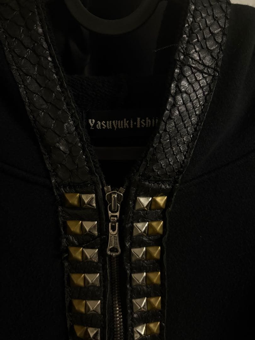 yasuyukiishii 超貴重zipパーカー