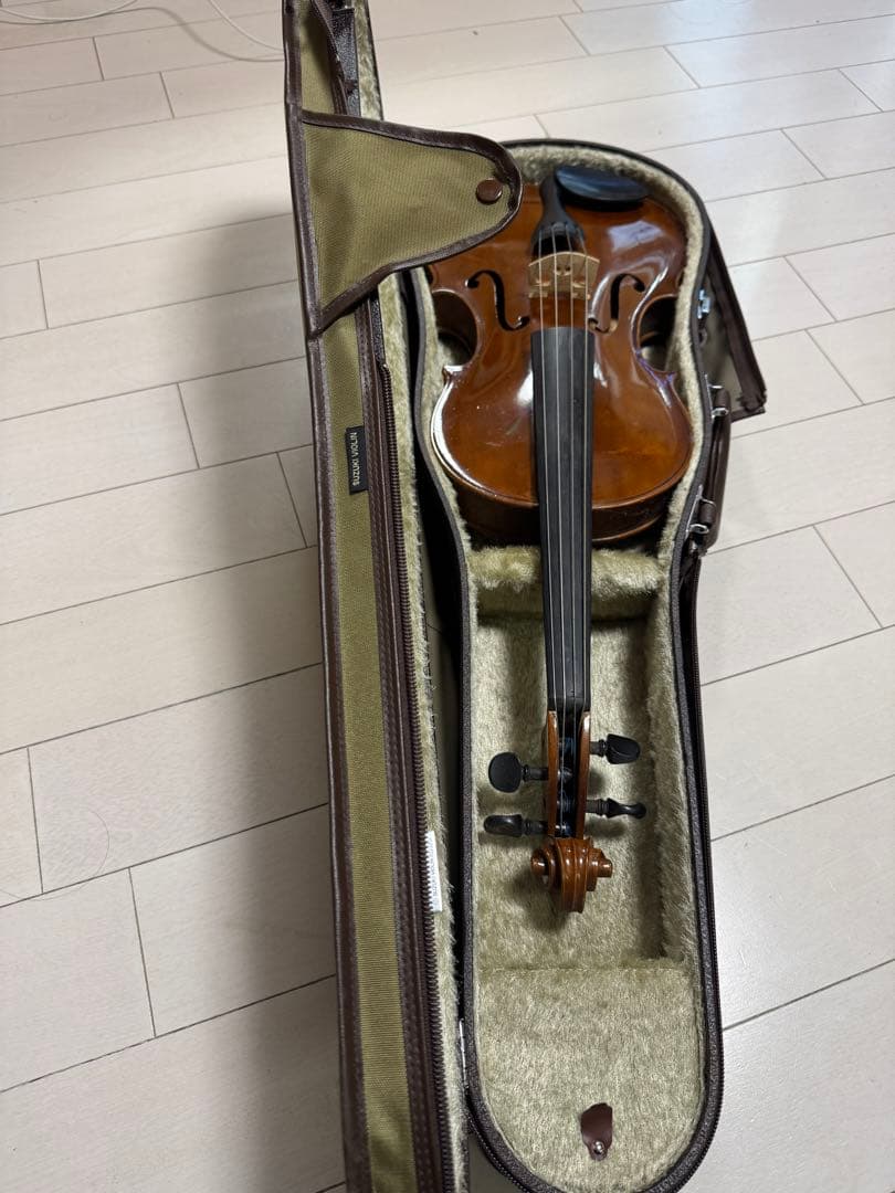 ビオラ15.5インチヴィオラViola 渋谷の楽器店でメンテナンスをしました