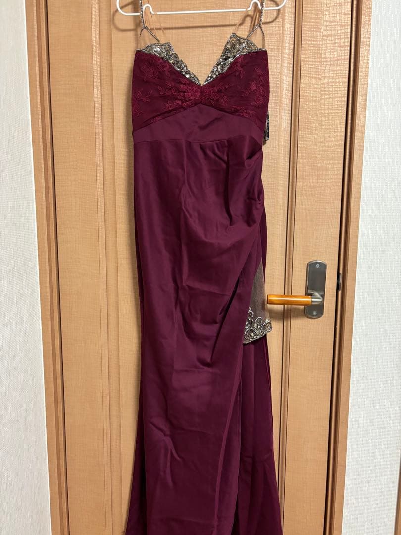 キャバドレス　赤