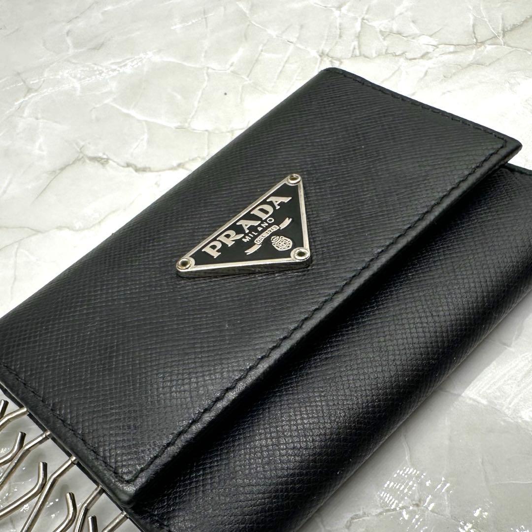 ✨️美品 PRADA プラダ キーケース 6連 サフィアーノ レザー 三角プレート