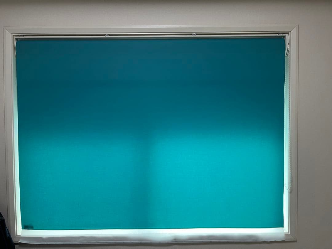 タチカワブラインド　ターコイズ ロールスクリーン 腰高窓　180x120cm