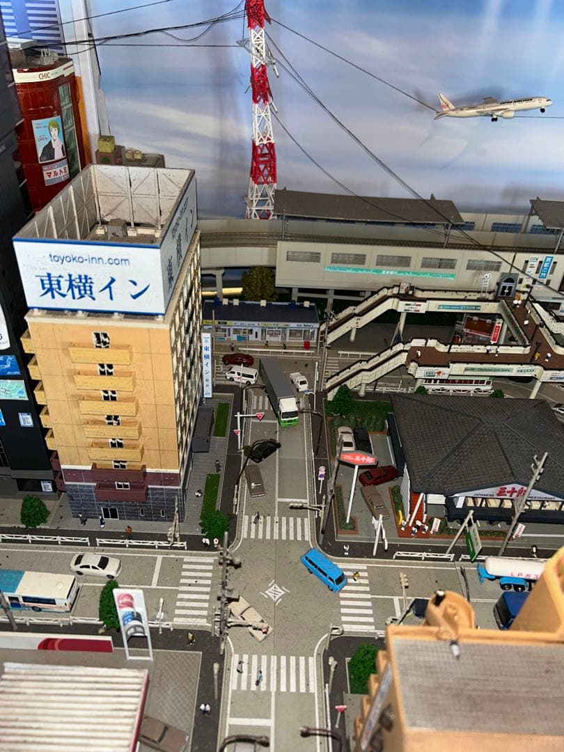 都市風景模型 ジオラマ ゴジラ 鉄道 Nゲージ - メルカリ