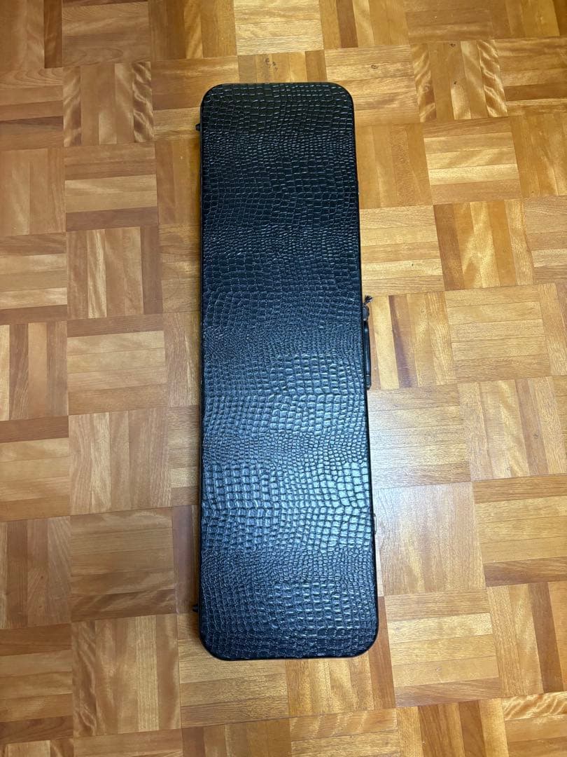 極美品　三線（沖縄三味線）奄美大島　爪　ハードケース付　テープ、島唄詩集付き