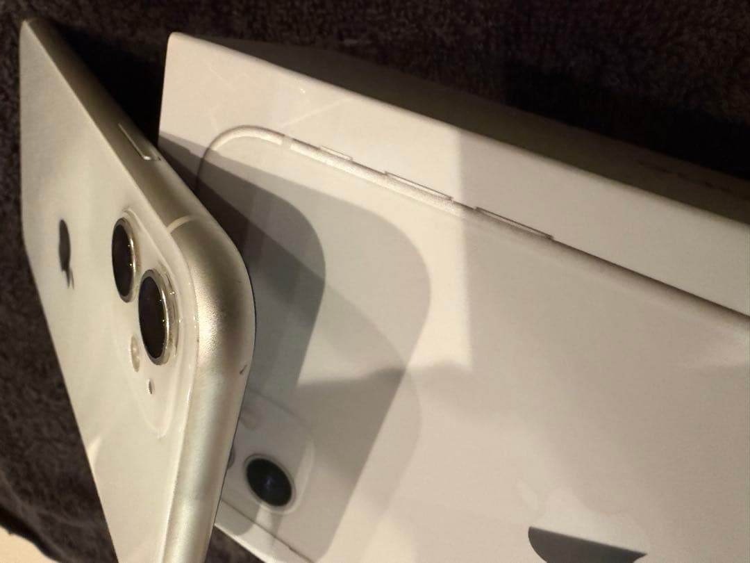 iPhone11 256GB AM5セット