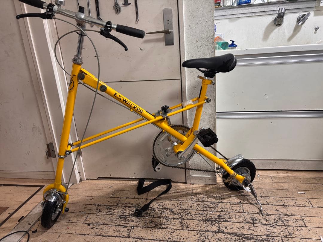 エクスウォーカーEXWALKER 折りたたみ自転車 イエロー　スタンド付き