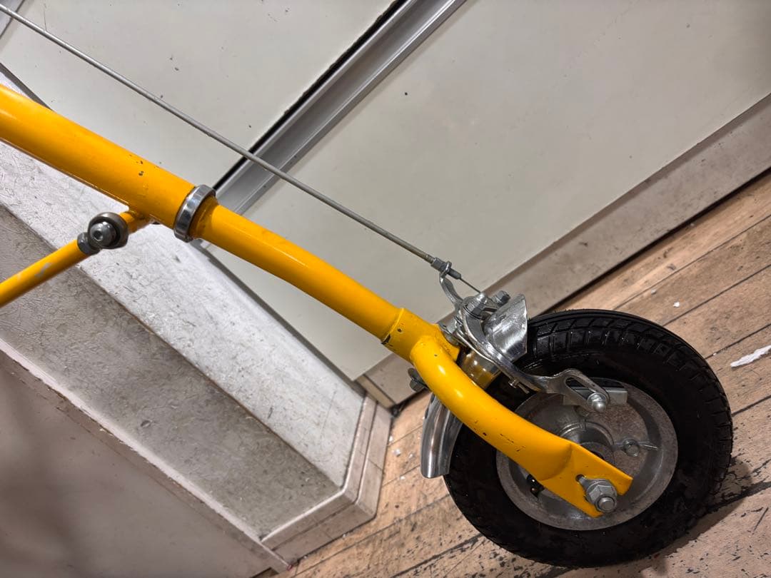 エクスウォーカーEXWALKER 折りたたみ自転車 イエロー　スタンド付き