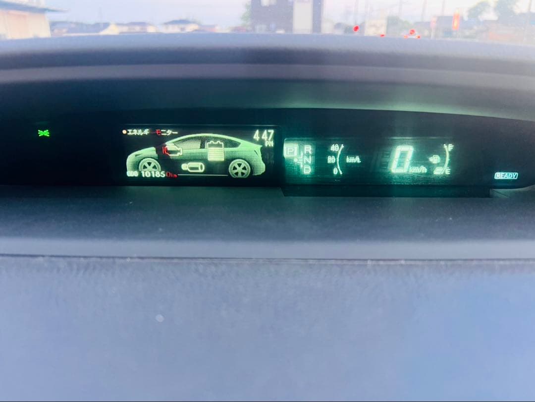 プリウスPHV本体価格ー65万